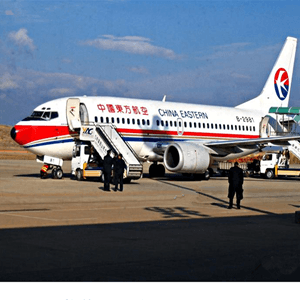 白城机场托运航空快运业稳步发展的原因是什么？